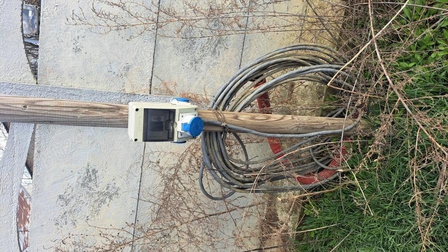 Teren de 1500 mp, în Măxineni