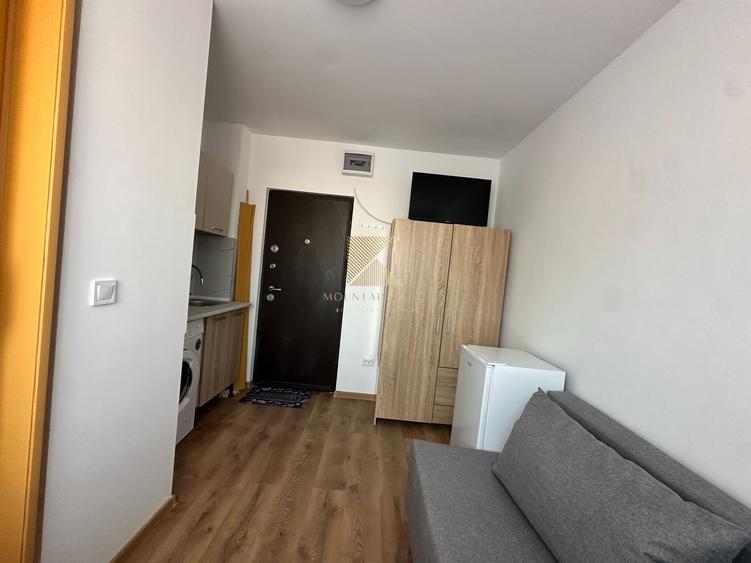 Camera cu baie, renovata complet, Str. Serii 2, prima inchiriere - 3