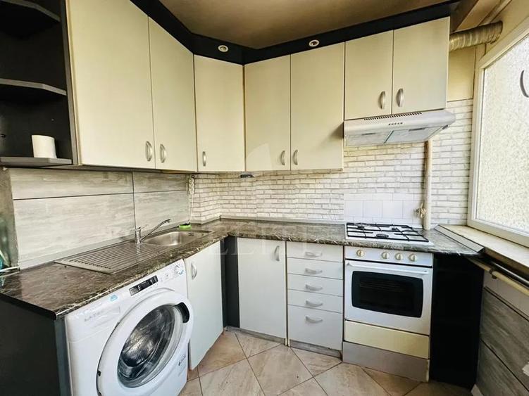 Apartament cu 3 camere semidecomandat, mobilat în Grigorescu
