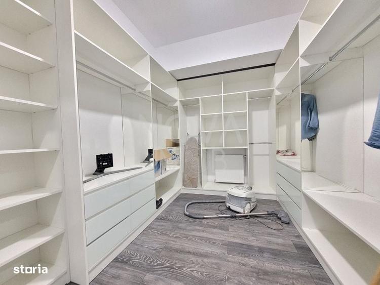 Apartament cu 4 camere în Central