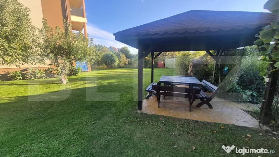 Apartament cu 3 camere decomandat, mobilat în Central
