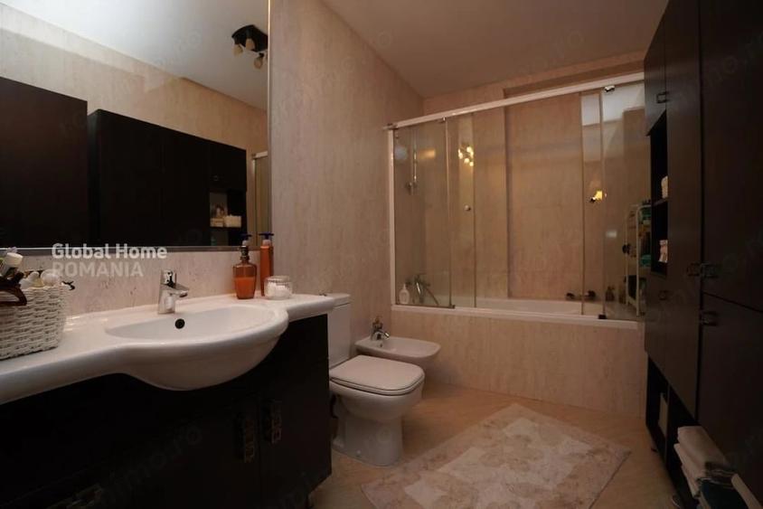 Apartament cu 3 camere semidecomandat în Herăstrău