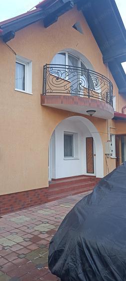 Casă cu Teren 300 Mp în Central