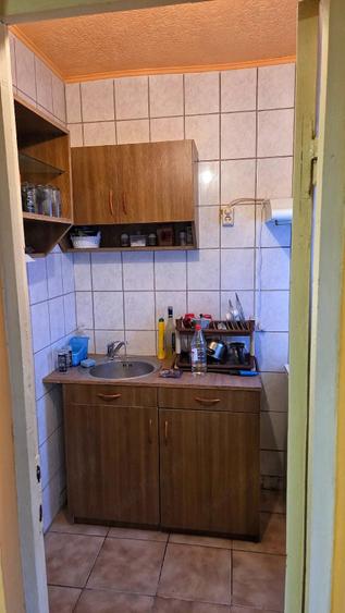 Garsonieră semidecomandată în Confecții