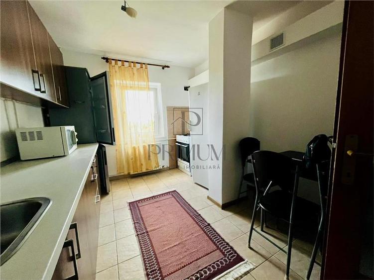 Apartament cu 2 camere decomandat, mobilat în Steaua