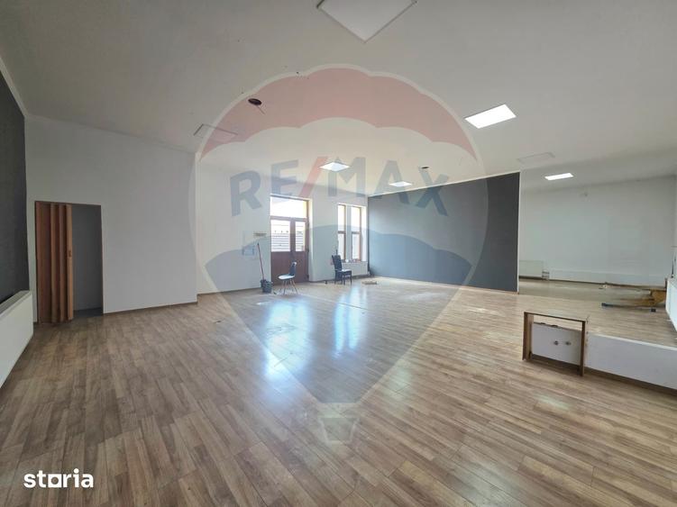 Spațiu comercial, de 179 mp, în Central