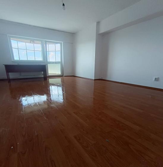 Apartament cu 2 camere decomandat în Mărăști