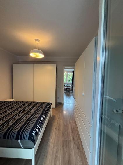 Apartament cu 2 camere semidecomandat în Barbu Văcărescu