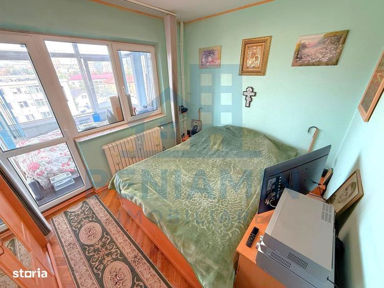 Apartament cu 3 camere semidecomandat în George Enescu