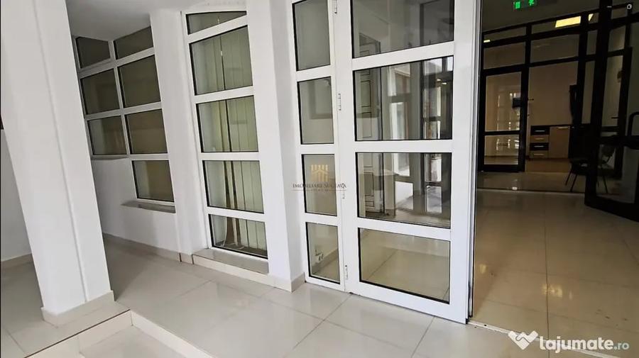 Spațiu comercial, de 180 mp, în Central