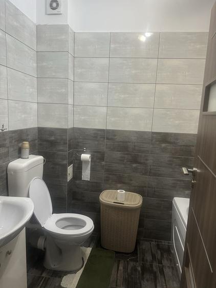 Apartament cu 2 camere în Apărătorii Patriei