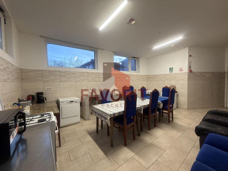 Casă individuală cu 16 camere cu Canalizare în Girocului