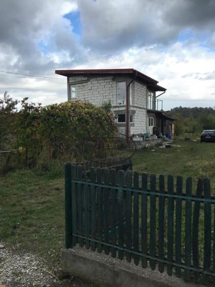 Casă individuală cu 3 camere cu Teren 1200 Mp în Voinești