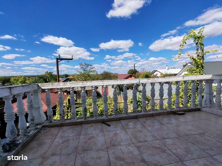 Casă cu 4 camere în Valu lui Traian