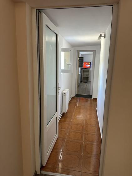 Casă cu 3 camere cu Teren 120 Mp în Dumbrăvița