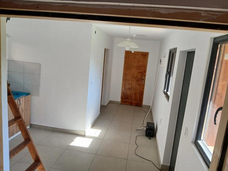 Casă cu Teren 400 Mp în Gârliște