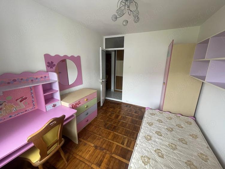 Apartament cu 3 camere decomandat în Tomis III