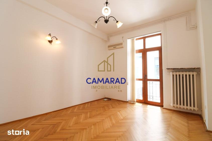 Apartament cu 3 camere în Victoriei