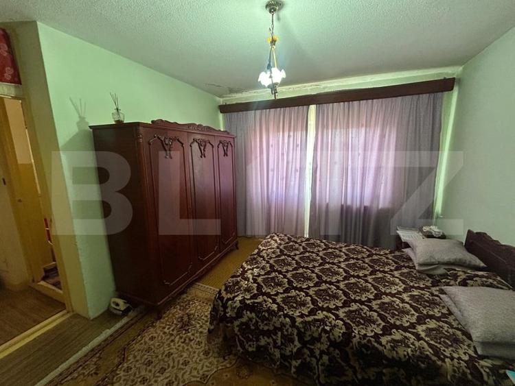 Apartament cu 3 camere decomandat, mobilat în Găești