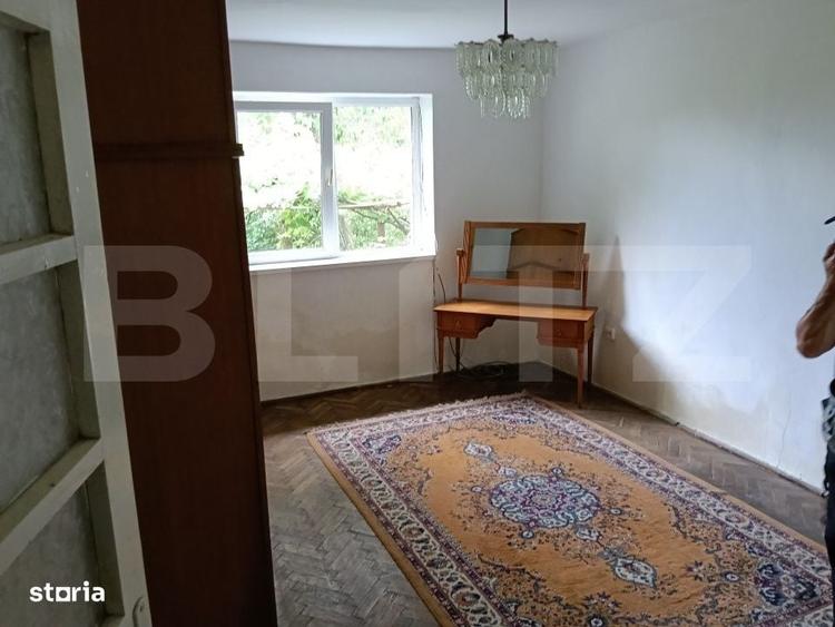 Casă cu 4 camere în Central