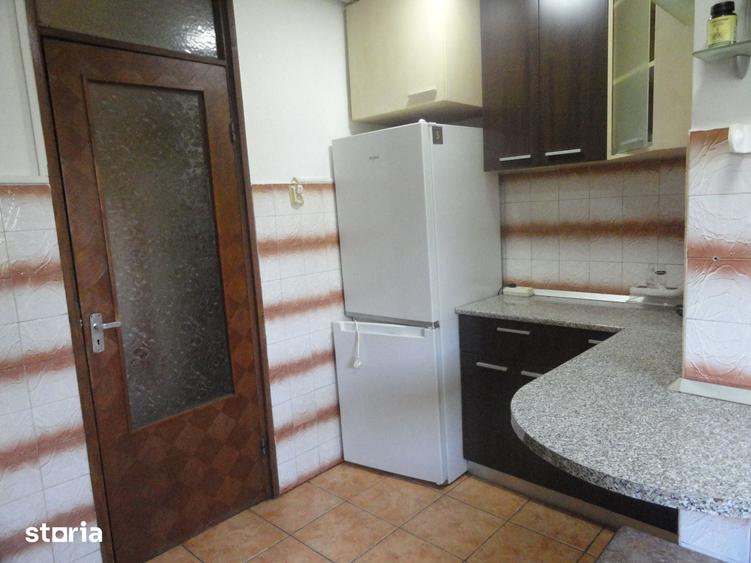 Apartament cu 4 camere decomandat în Micălaca