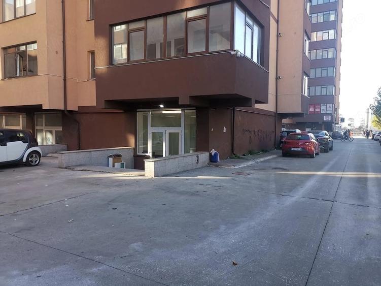Spațiu comercial, de 69 mp, în Chiajna
