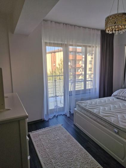 Apartament cu 3 camere decomandat, mobilat în Popas Păcurari