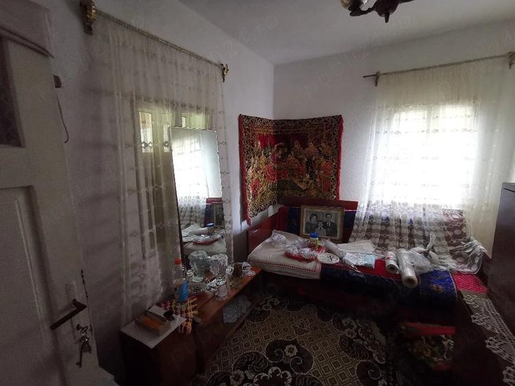 Casă cu 4 camere cu Teren 4212 Mp în Lupșa de Sus