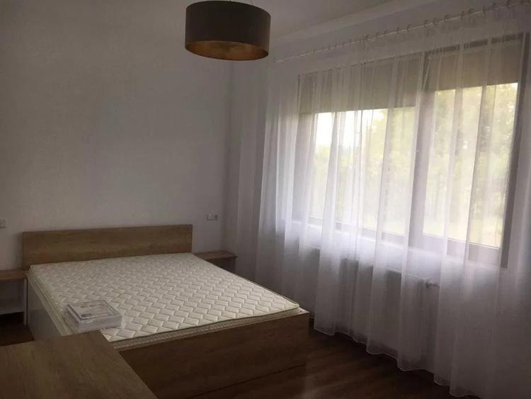 Apartament cu 2 camere decomandat, mobilat în Iris