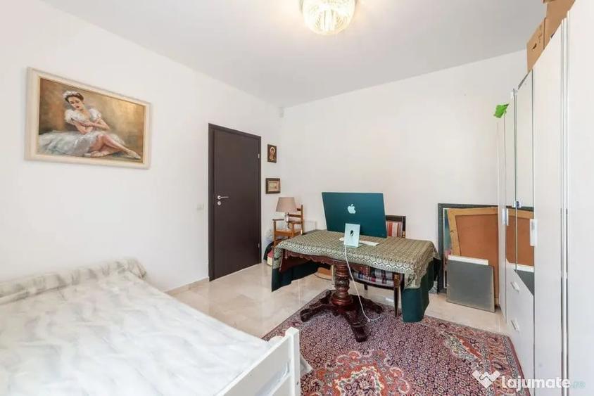 Casă cu 5 camere cu Teren 1255 Mp în Ștefănești