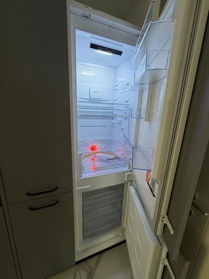 Apartament cu 3 camere decomandat, mobilat în Ștefăneștii de Jos
