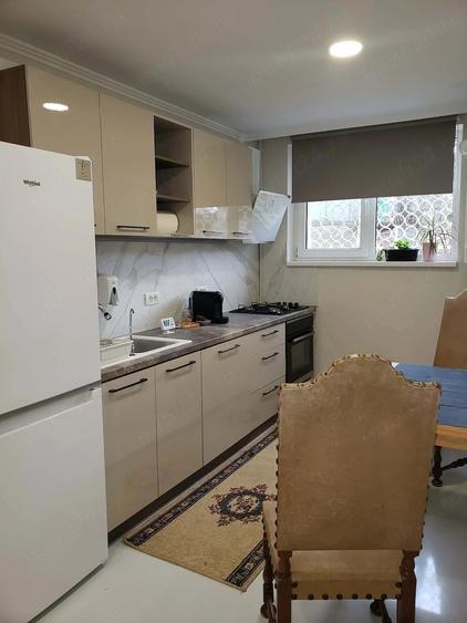 Apartament cu 2 camere decomandat în Port