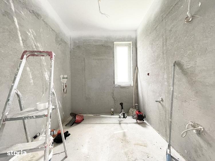 Casă cu 4 camere în Central