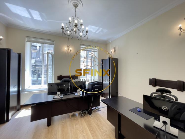 Apartament cu 4 camere circular, mobilat în Victoriei