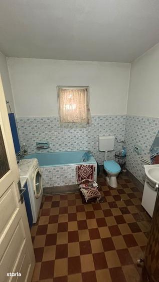 Casă cu 3 camere în Careiului