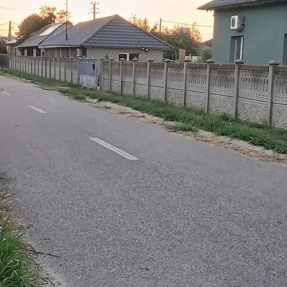 Casă cu 5 camere cu Teren 2500 Mp în Smârdioasa