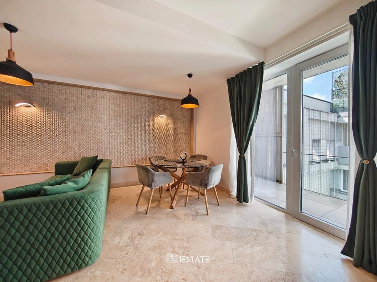 Apartament cu 3 camere decomandat, mobilat în Parcul Carol