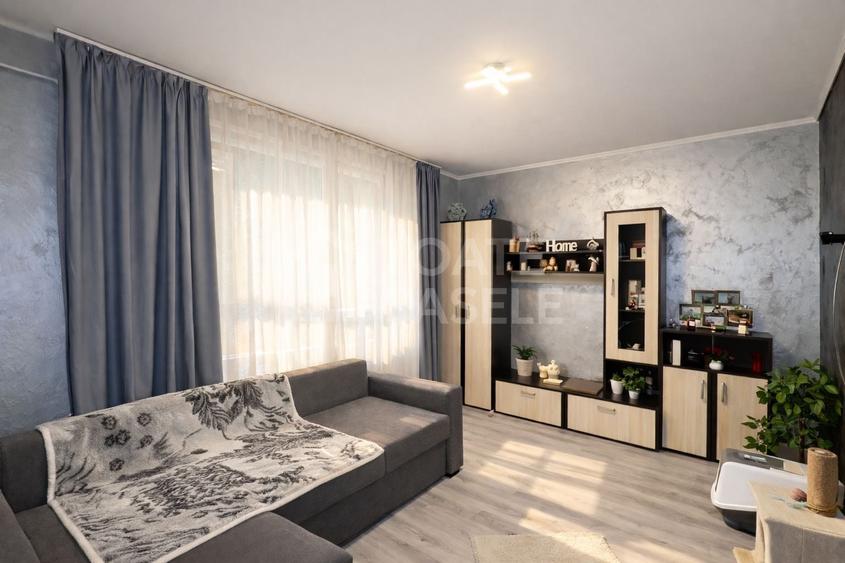 Apartament cu 2 camere semidecomandat, mobilat în Central — fotografia 1