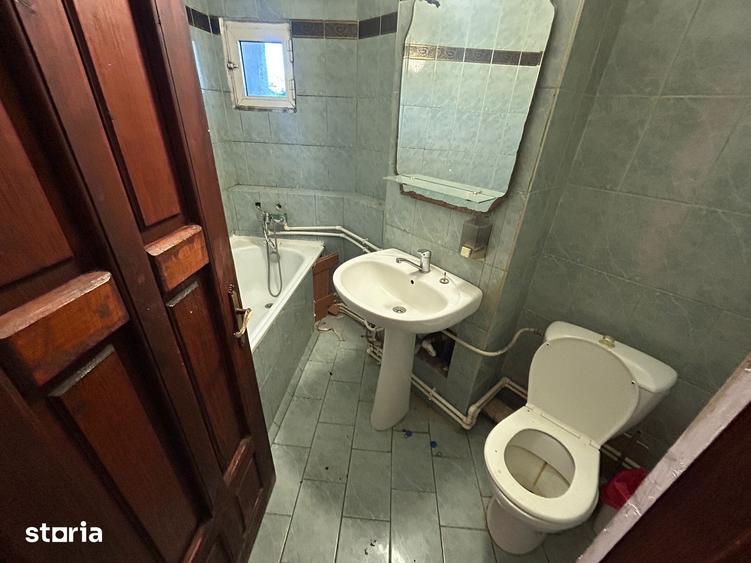 Apartament cu 3 camere decomandat în Gara