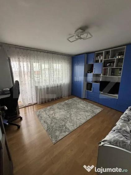 Apartament cu 3 camere decomandat în Obcini