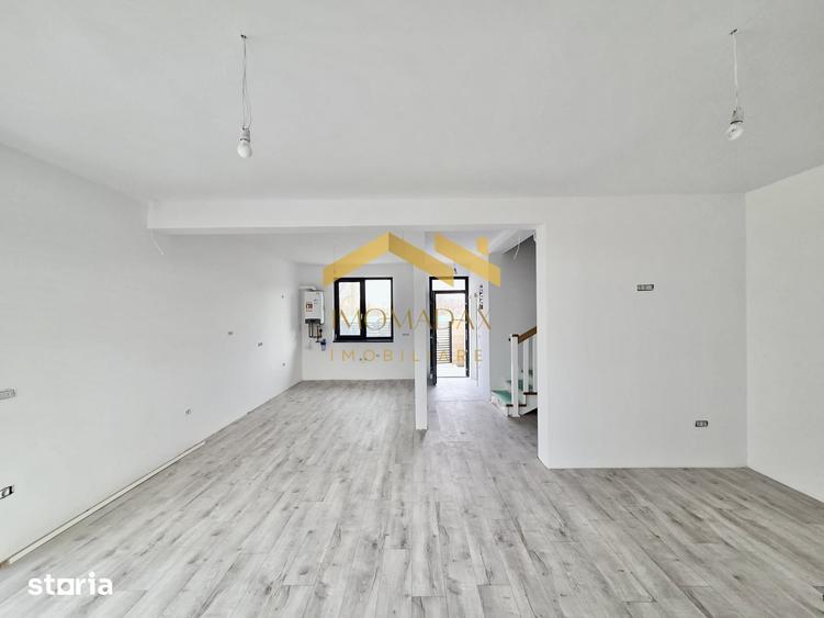 Casă cu 4 camere cu Teren 265 Mp în Sânmihaiu Român