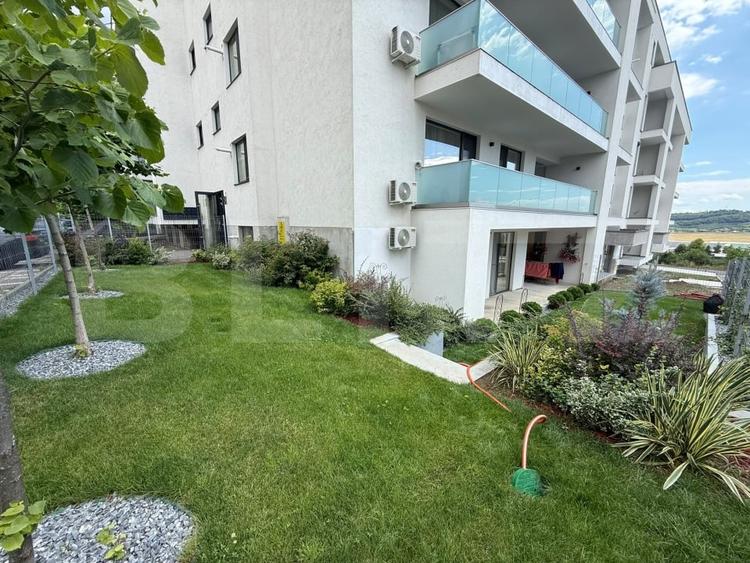 Apartament cu 3 camere decomandat, mobilat în Păcurari