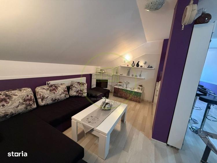 Casă cu 3 camere semidecomandat cu Teren 800 Mp în Bariera Vâlcii
