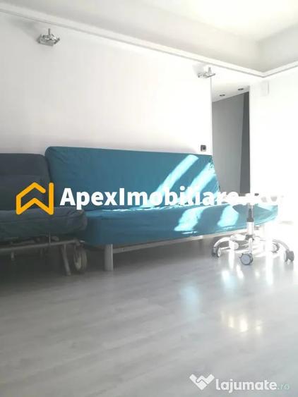 Apartament cu 3 camere decomandat în Gara de Nord
