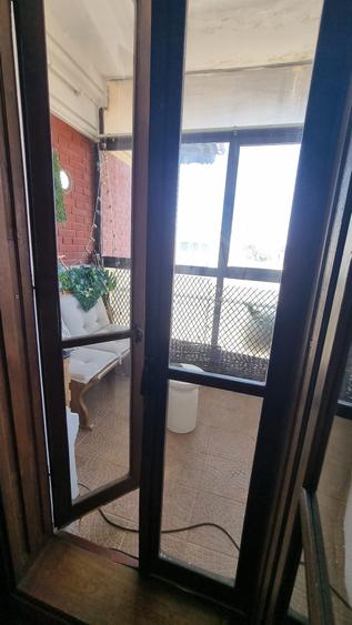 Apartament cu 5 camere semidecomandat în Unirii
