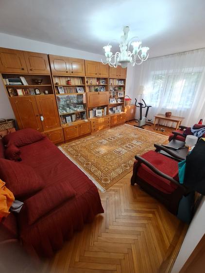 Vind 2camere decomandate et2 - 5