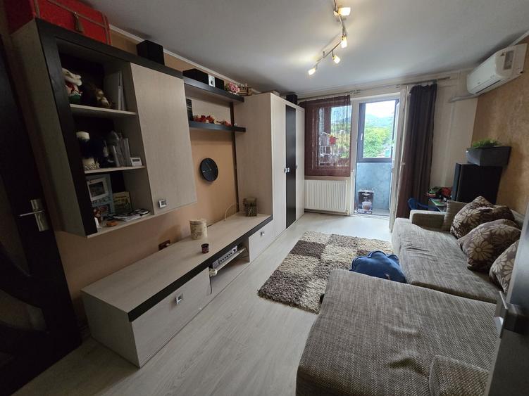 Apartament cu 2 camere decomandat în Archia