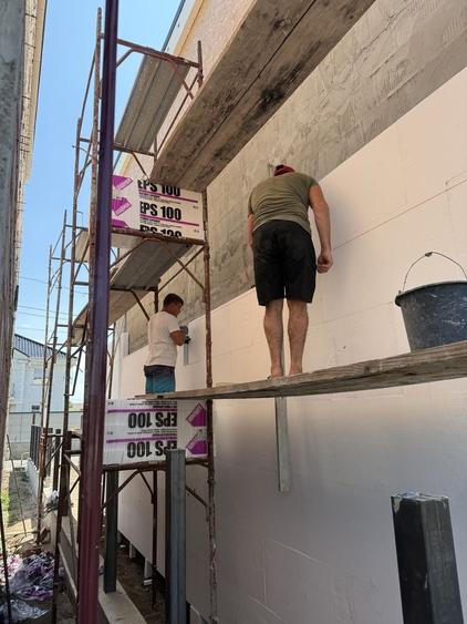 Casă cu 4 camere cu Teren 500 Mp în Cazasu