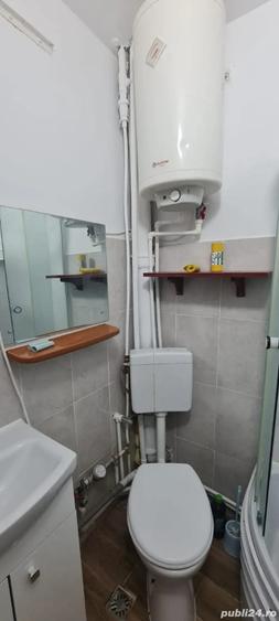 Garsonieră decomandată în Central