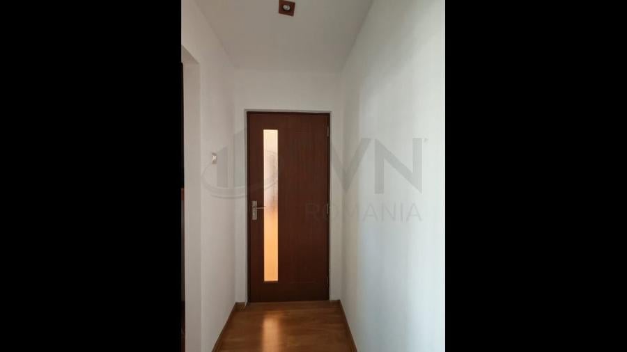 Apartament cu 3 camere semidecomandat în Timișoara